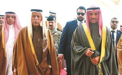 الرئيس الغانم أثناء استقباله رئيس البرلمان القطري أحمد بن عبدالله آل محمود﻿