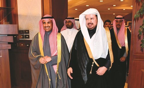 رئيس مجلس الأمة مرزوق الغانم خلال استقباله رئيس مجلس الشورى السعودي د.عبدالله بن محمد آل الشيخ﻿