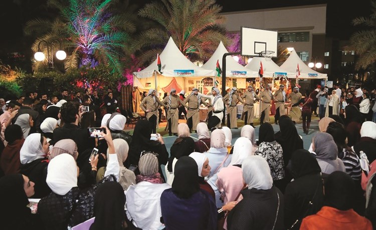 جانب من الأنشطة المتنوعة خلال International Day Expo﻿