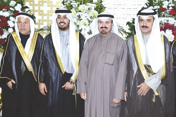 المستشار د.عادل العميري مهنئا﻿