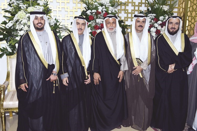 يوسف المطاوعة متوسطا شارع العجمي ود.سعد العجمي وفهاد العجمي والمعرس مشاري العجمي﻿