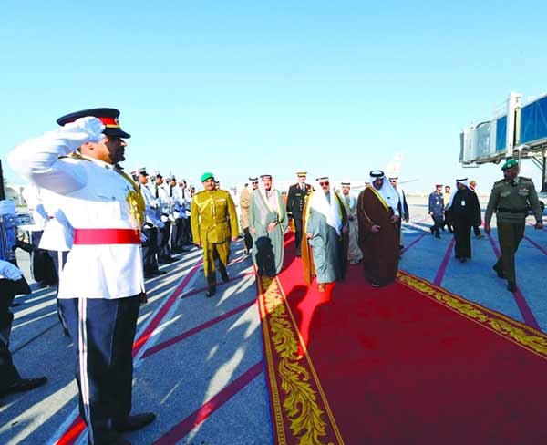 استقبال رسمي للشيخ ناصر صباح الأحمد﻿