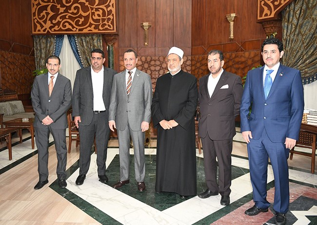 الغانم واعضاء الوفد الكويتي في ضيافة شيخ الأزهر