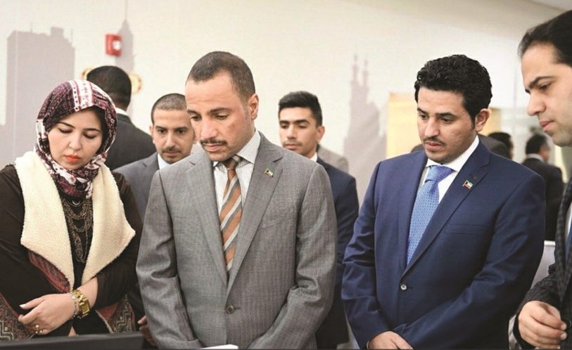 الرئيس الغانم اثناء جولته في الأزهر﻿