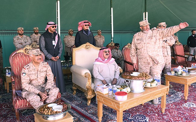 بالفيديو.. وزير الدفاع تفقد مواقع القوة البرية: أداء واجبكم الوطني محل فخر واعتزاز.. وضعوا مصلحة الوطن نصب أعينكم