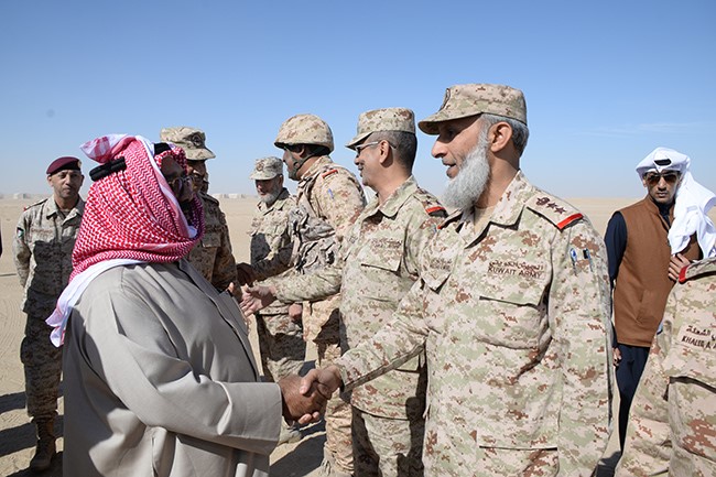 بالفيديو.. وزير الدفاع تفقد مواقع القوة البرية: أداء واجبكم الوطني محل فخر واعتزاز.. وضعوا مصلحة الوطن نصب أعينكم