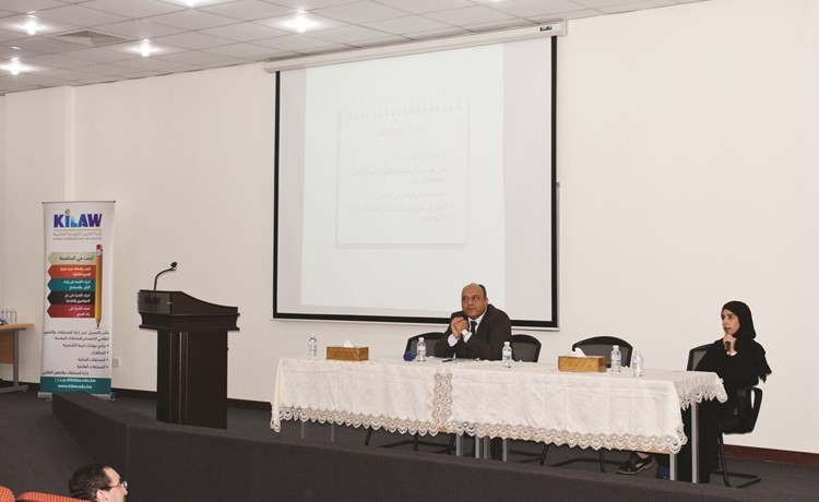 د.عمر العامري يتابع الفعاليات ﻿
