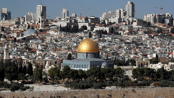 الرئيس الفلسطيني: شدّوا الرحال لزيارة القدس دعماً لأهلها وهويتها العربية والإسلامية