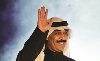 عبدالله الرويشد خرج عن المألوف في حفل الدمام.. والجمهور مذهول!