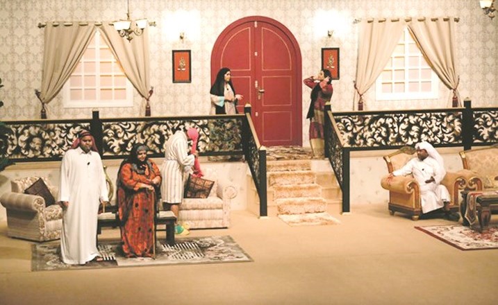 مشهد من مسرحية الحصار﻿