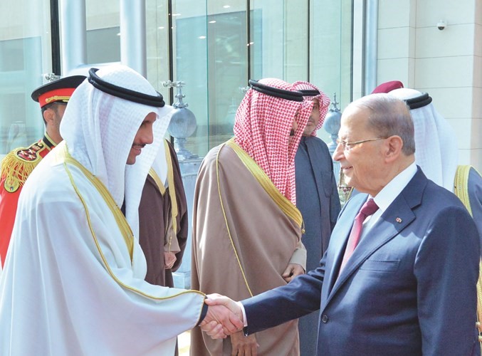 مرزوق الغانم مودعا العماد ميشال عون ﻿