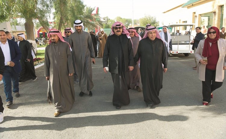 خالد الجارالله والشيخ علي الجابر والسفير السعودي د.عبدالعزيز الفايز داخل عزايز﻿