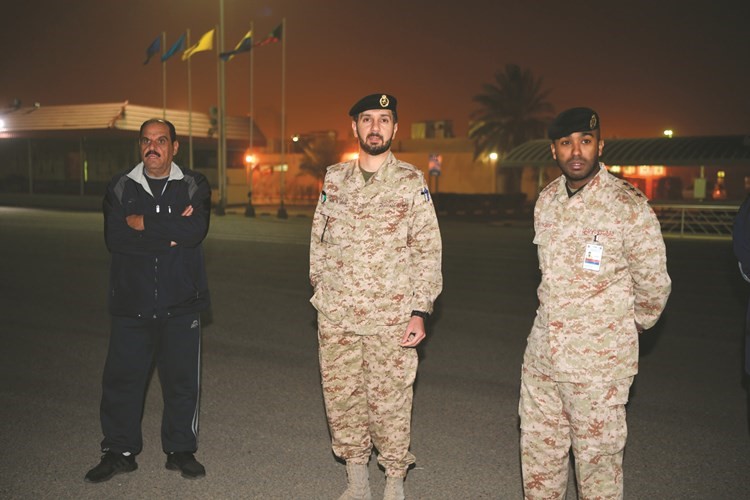 الرائد صلاح كروف ووكيل أول ضابط أحمد الرفاعي﻿