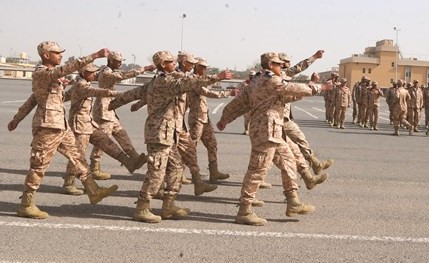 بالفيديو.. «الأنباء» في مصنع الرجال وعرين الأبطال مع المجندين الجدد.. تدريبات عسكرية ورياضية ومحاضرات نظرية لتعزيز الولاء والانتماء للوطن