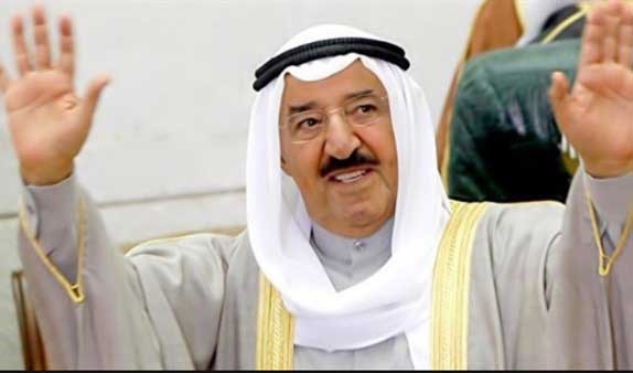 صاحب السمو الأمير الشيخ صباح الأحمد مستقبلاً طلال الخرافي 