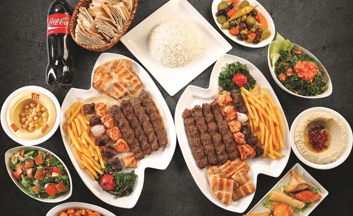 ميس الغانم سفري يعلن عن عرضه للعام الجديد