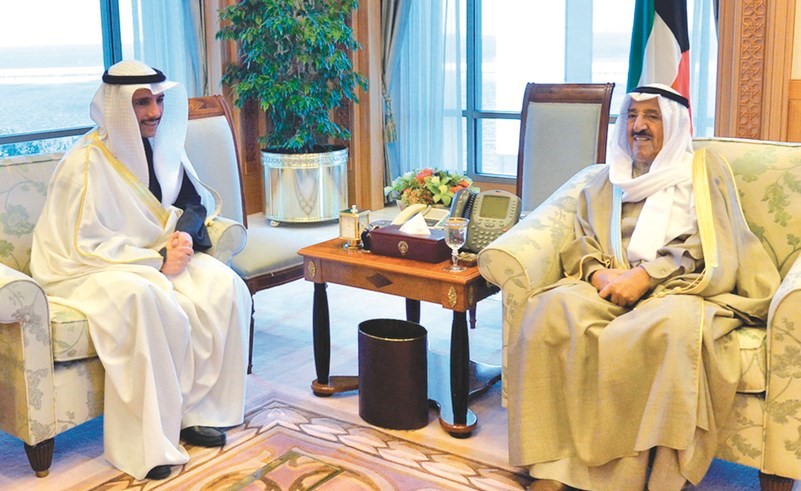 صاحب السمو الأمير الشيخ صباح الأحمد مستقبلا رئيس مجلس الأمة مرزوق الغانم ﻿
