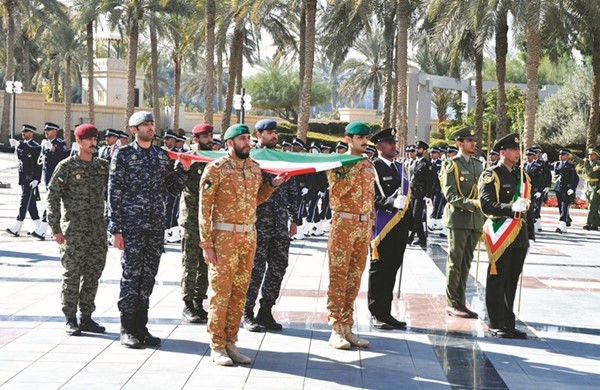  ﻿من مراسم رفع العلم ﻿