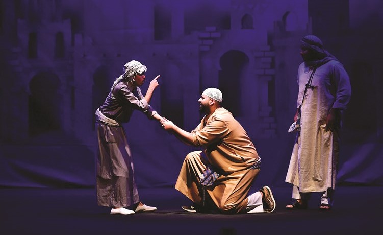 مشهد من مسرحية نهيق الأسود﻿