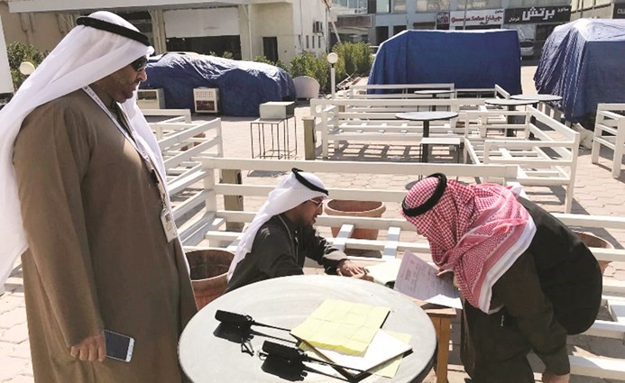 تحرير مخالفات خلال الجولة ﻿