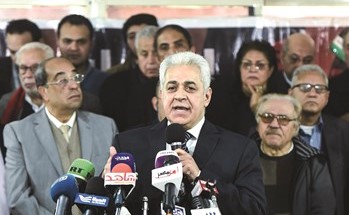 حمدين صباحي متحدثا خلال مؤتمر القوى الوطنية 	(ا.ف.پ)﻿