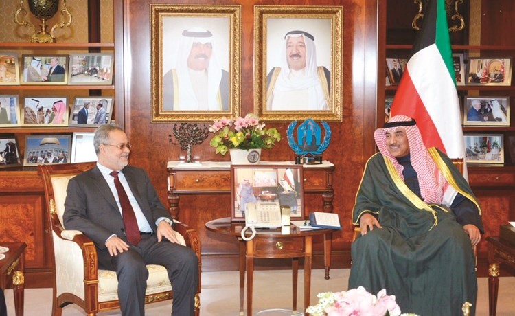الشيخ صباح الخالد مستقبلا عبدالملك المخلافي ﻿