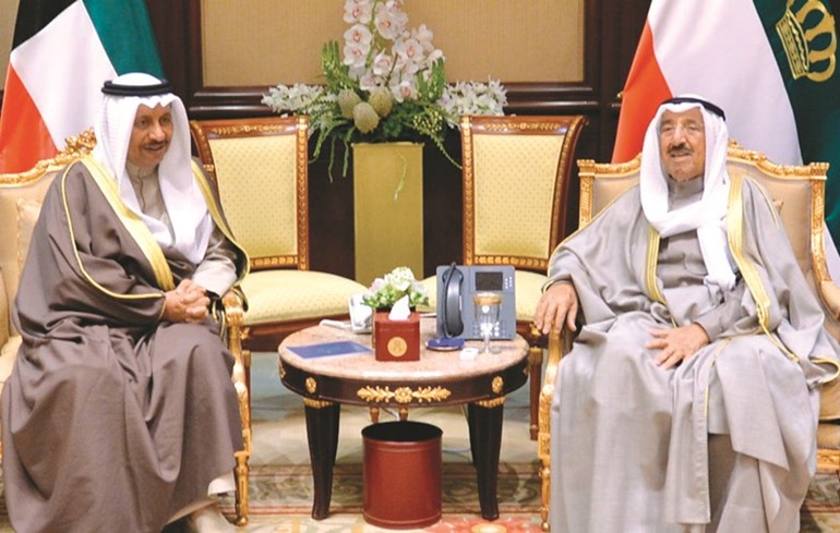 صاحب السمو الأمير مستقبلا سمو رئيس الوزراء الشيخ جابر المبارك ﻿