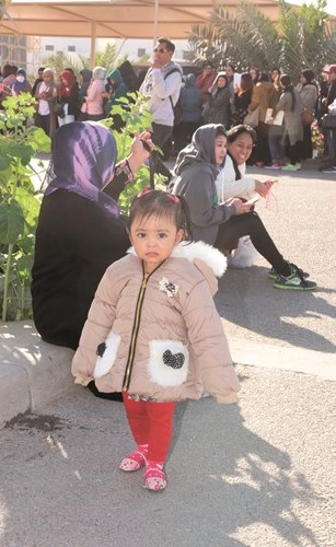 من أبناء الجالية الفلبينية﻿
