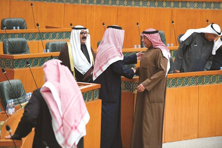 الشيخ ناصر صباح الأحمد والشيخ خالد الجراح وحمد الهرشاني﻿
