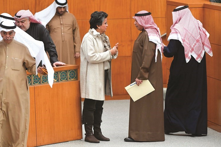 الشيخ خالد الجراح وصفاء الهاشم﻿