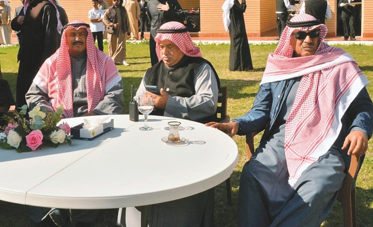 الشيخ صباح الخالد والشيخ حمد الصباح والشيخ فهد السعد﻿
