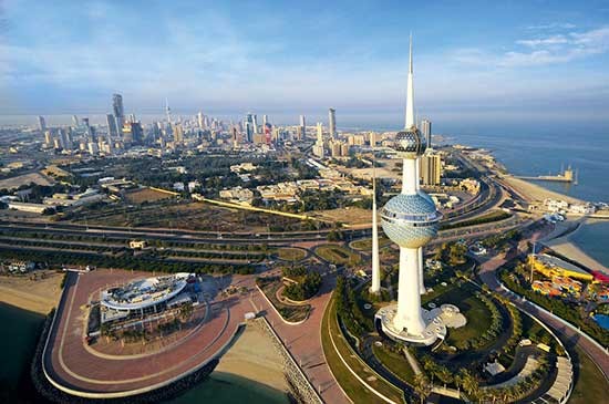 من بين العديد من دول العالم..الكويت "الأكثر كرماً" في منح إجازات مدفوعة للعاملين