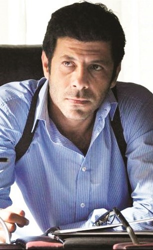 اياد نصار﻿