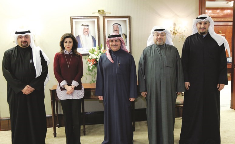  الشيخ خالد العبد الله والشيخة الزين الصباح ود.خالد مهدي وجمال النصرالله ومزيد المعوشرجي﻿