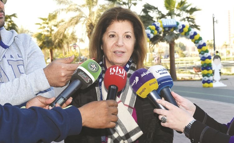 د. سميرة السيد عمر متحدثة للصحافيين ﻿