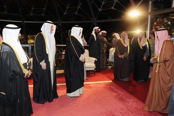 ممثل سمو الأمير يعود إلى أرض الوطن بعد حضور الحفل الختامي لمهرجان الملك عبدالعزيز للإبل