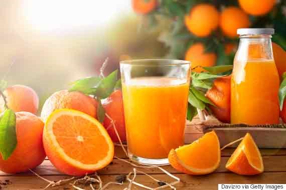 بيضة بالميكرويف = قنبلة في البيت.. ومزيل العرق يسبب العقم.. إليك ممارسات يومية تدمر صحتك