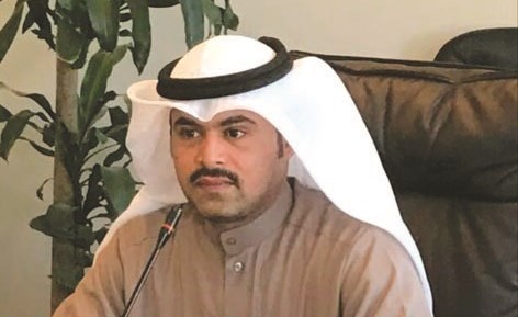 رفع وإزالة 1200 إعلان مخالف من الميادين بجنوب عبدالله مبارك