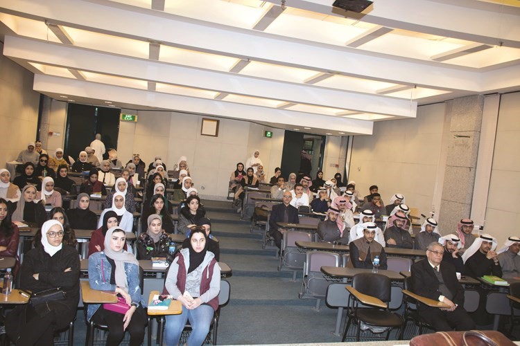 محاضرة جرائم أسواق المال في «الحقوق»
