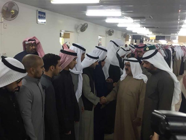 بالفيديو.. النائب الأول تقدم جموع مشيعي الطالب الضابط فيصل العبيد