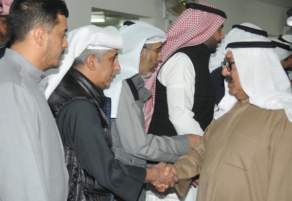 بالفيديو.. النائب الأول تقدم جموع مشيعي الطالب الضابط فيصل العبيد