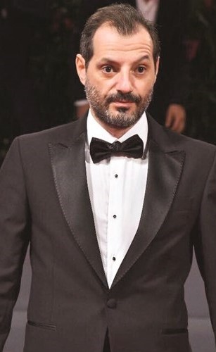 عادل كرم﻿