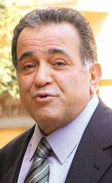 فريد مكاري﻿