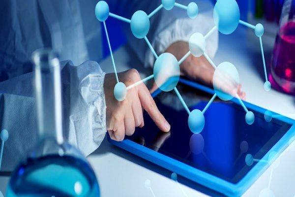 مستشفيات الإمارات تتحول إلى الملف الصحي الإلكتروني