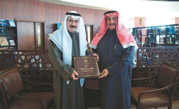الشيخ د.إبراهيم الدعيج وكامل العبدالجليل﻿