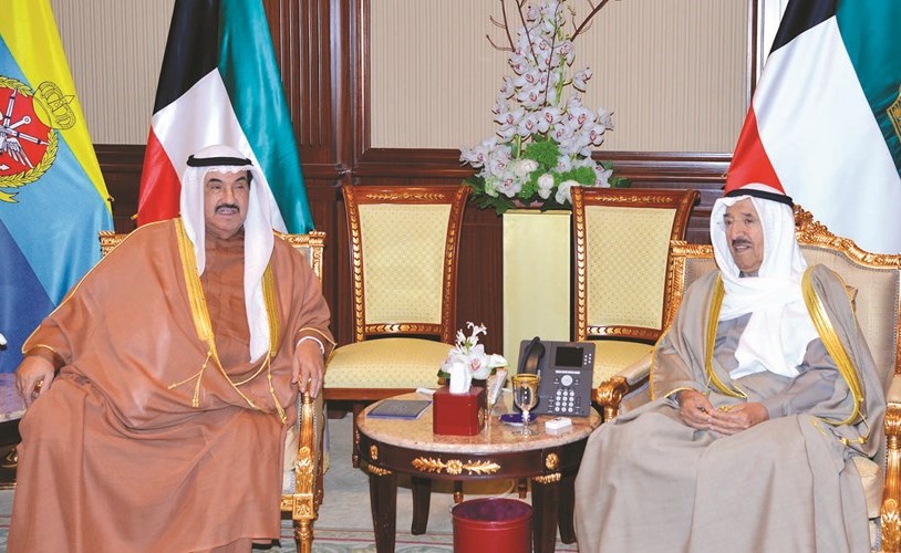 صاحب السمو الأمير الشيخ صباح الأحمد مستقبلا سمو الشيخ ناصر المحمد﻿