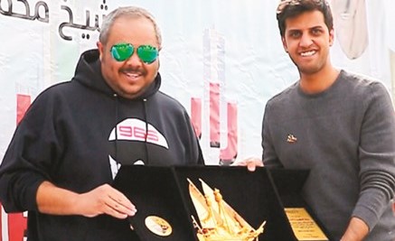 الشيخ محمد خالد الجراح الصباح مكرما بيتك ﻿