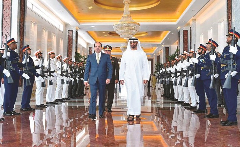 الرئيس عبد الفتاح السيسي مغادرا الإمارات وفي وداعه ولي عهد أبوظبي صاحب السمو الشيخ محمد بن زايد﻿