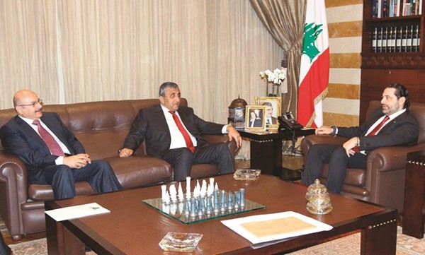 رئيس الوزراء اللبناني سعد الحريري مستقبلا عبدالوهاب البدر والسفير عبدالعال القناعي﻿
