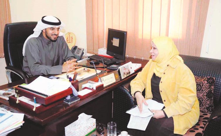 سعد العتيبي متحدثا للزميلة ليلى الشافعي﻿